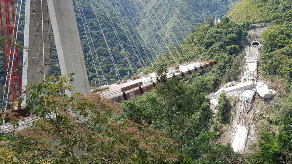 Kolombiya'da köprü inşaatı kazası! 5 işçi öldü