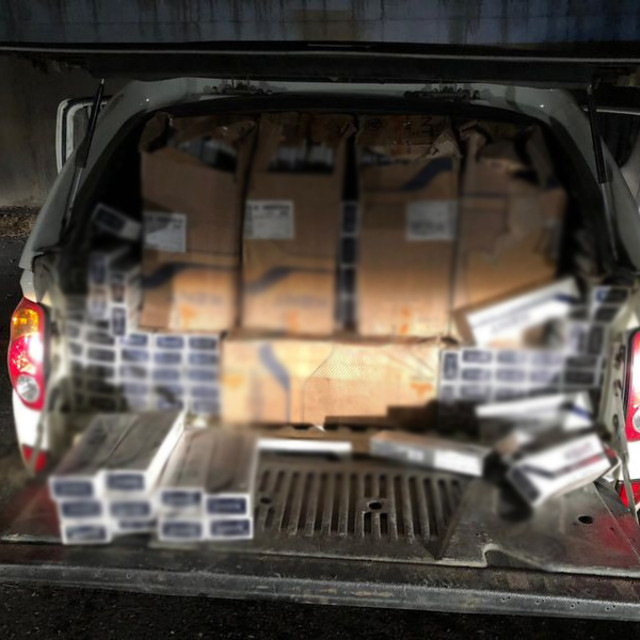 Van'da 20 bin paket kaçak sigara ele geçirildi