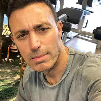 Mustafa Sandal yeni bir aşka yelken mi açtı?