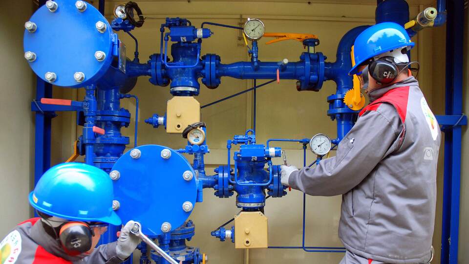 Almanlar gidiyor, Azeriler geliyor! 2 Türk gaz dağıtım şirketi satılıyor