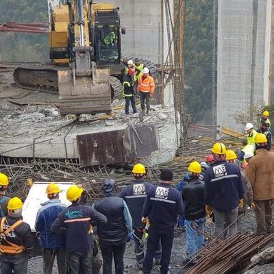 Gebze'de viyadük çöktü!