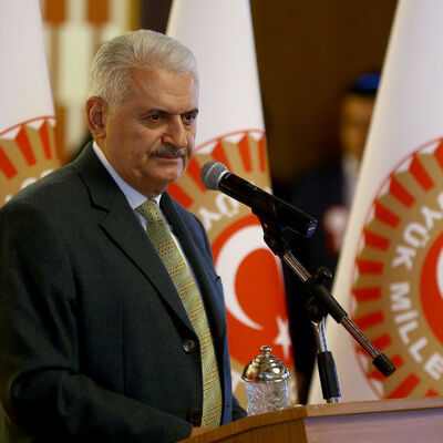 Yıldırım'dan imza kararı!