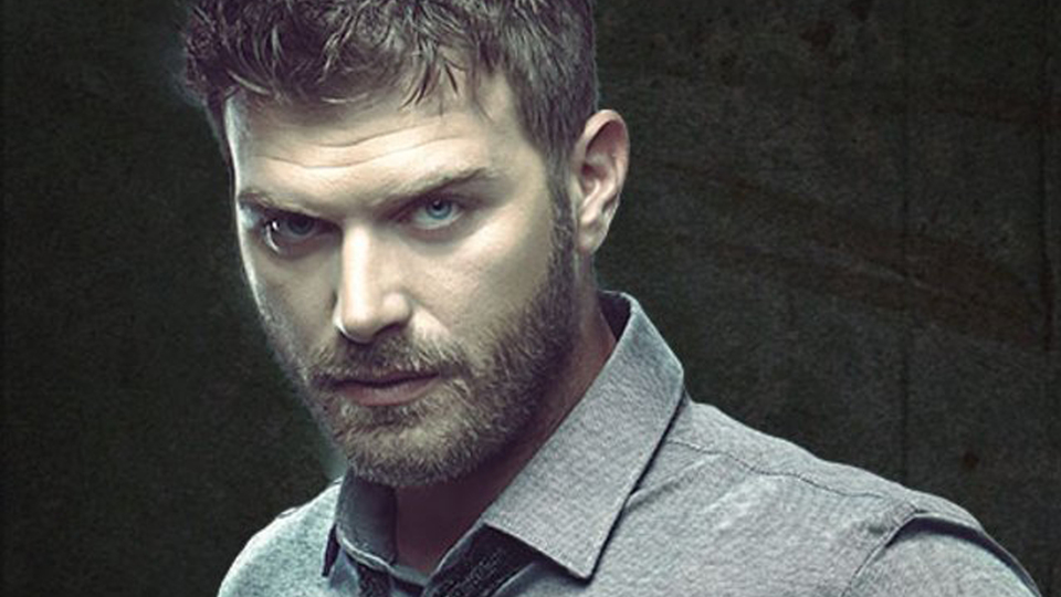 Kıvanç Tatlıtuğ kimdir?