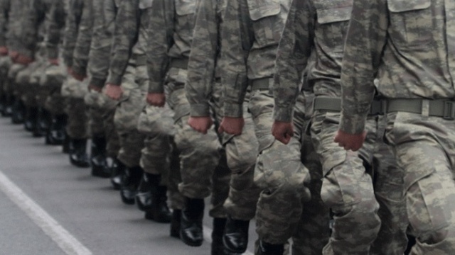 Askerlik düşecek mi?