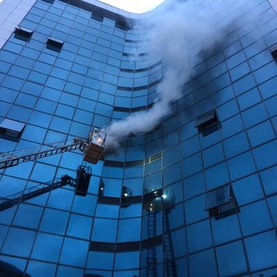 Şişli'de iş merkezinde yangın! Mahsur kalanlar kurtarıldı