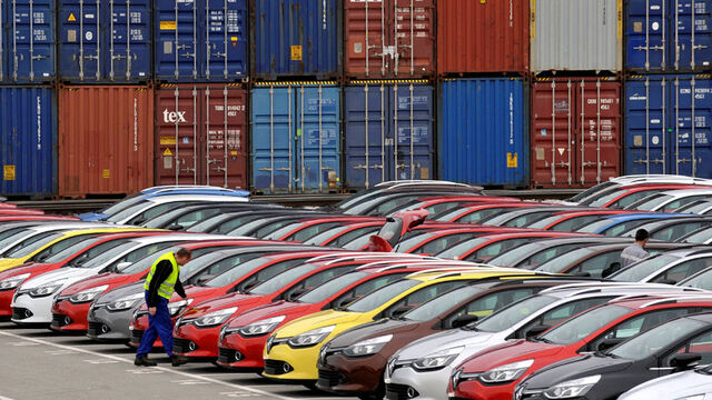 Dış ticaret açığı ekimde 456 milyon dolara geriledi
