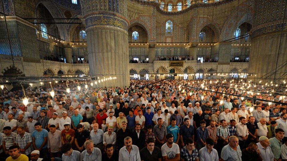 İstanbul Cuma saati