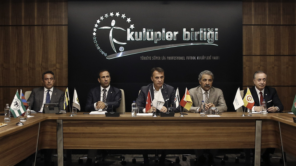 Galatasaray'ın Kulüpler Birliği'ne yönelttiği sorulara yanıt yok