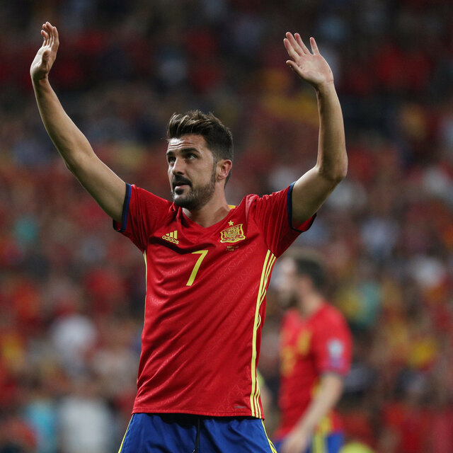 Podolski ve Iniesta'dan sonra David Villa da