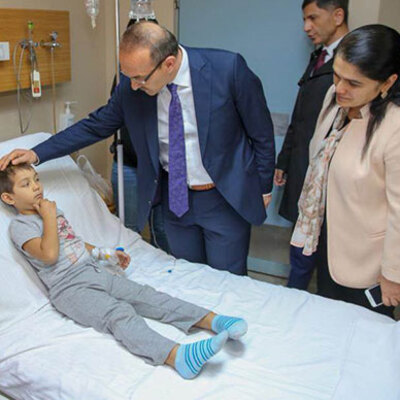 Çok sayıda öğretmen ve öğrenci hastanelik oldu
