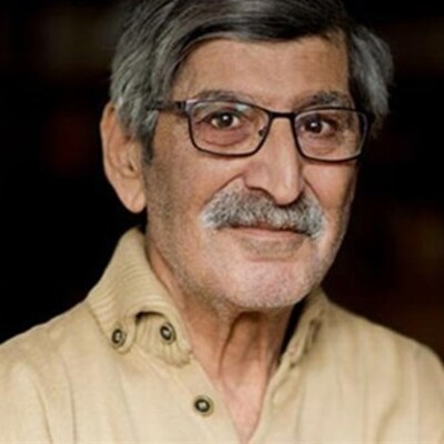 Ünlü şair hayatını kaybetti