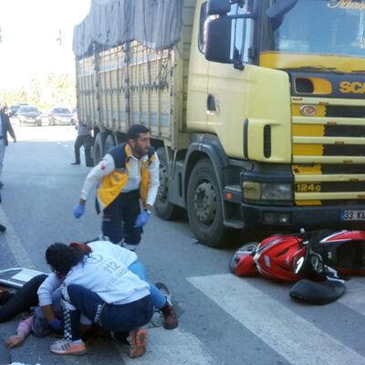 Ambulansa yol verdi! Genç kızın durumu ağır!