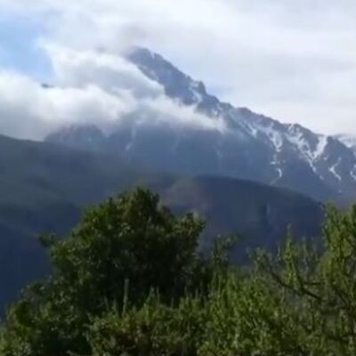 Dağcıların üzerine çığ düştü! 1 Dağcı kurtarıldı