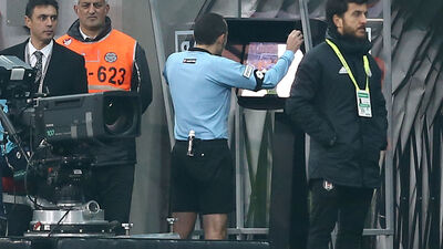 Cüneyt Çakır'ın derbi raporu