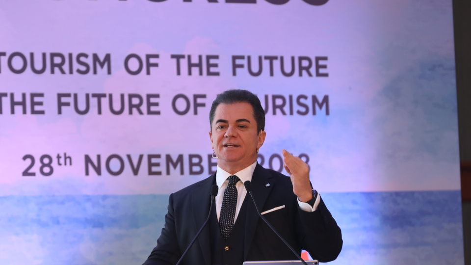 Hakan Ateş: Faizler ve kur nispeten daha istikrarlı