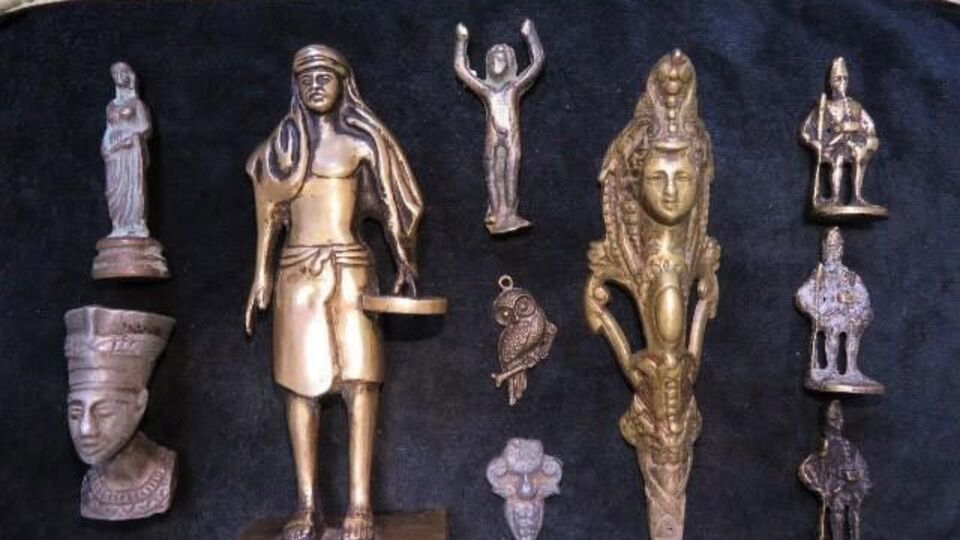 "Kamu görevlisiyiz" yalanıyla tarihi çaldılar!