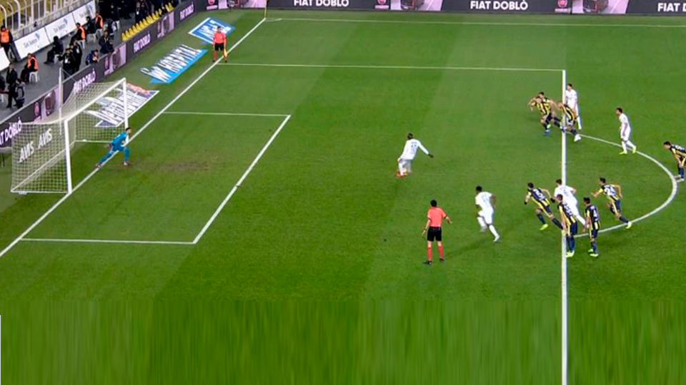 "Penaltı tekrar edilmeliydi"