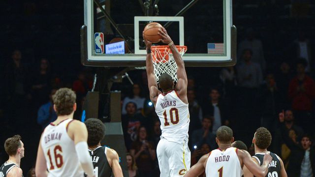 Cavs son saniyelerde kazandı