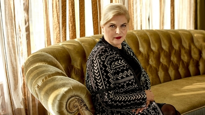 Nurseli İdiz kimdir?