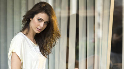 Çiğdem Batur kimdir?