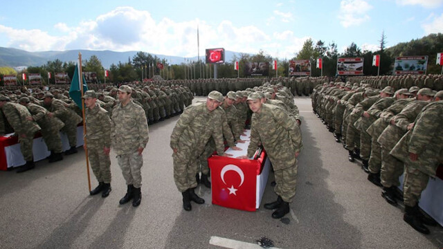 Askerlik düşecek mi?