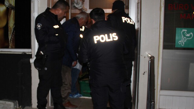 Üniversite öğrencisi evinde ölü bulundu