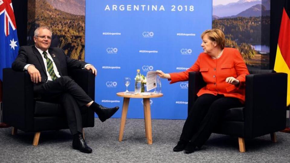 Merkel görüşmeye CV ile gitmiş!