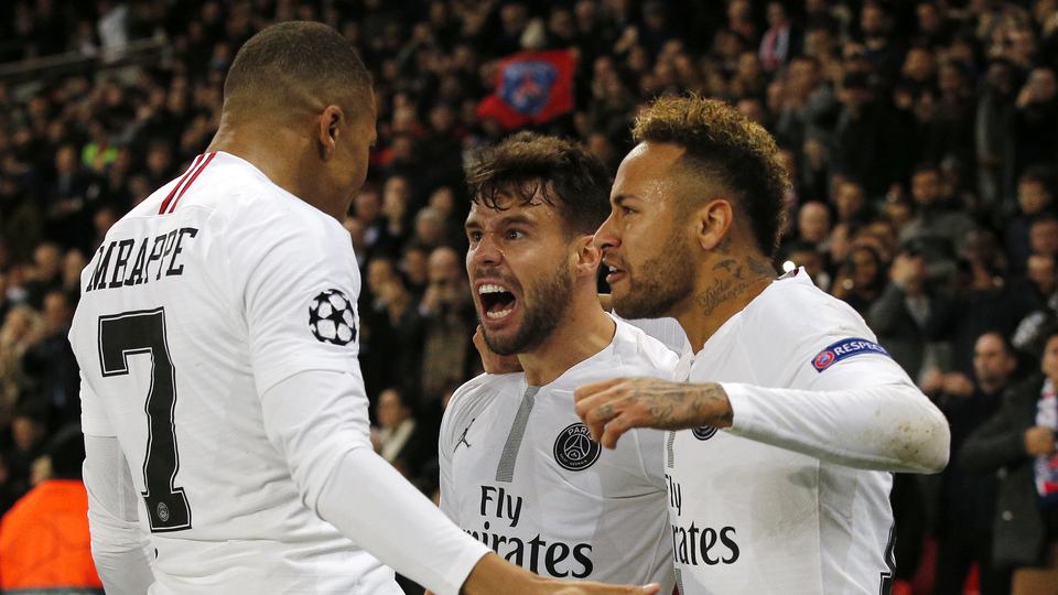 Fransa'da PSG-Montpellier maçı ertelendi