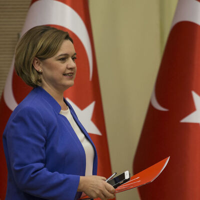 Böke'den İzmir'e yeşil ışık!