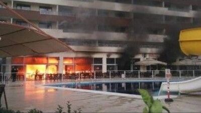 Lüks otelde büyük yangın! İtfaiyenin suyu yetmedi