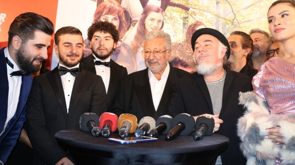 Metin Akpınar: Yolun sonu gibi düşündüm