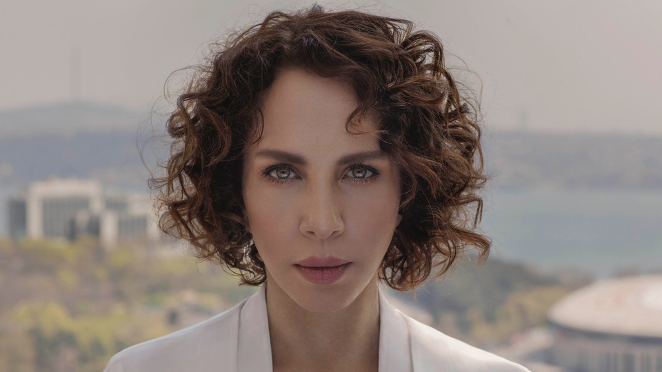 Sertab yeni yılı bir şarkı ile kapatıyor