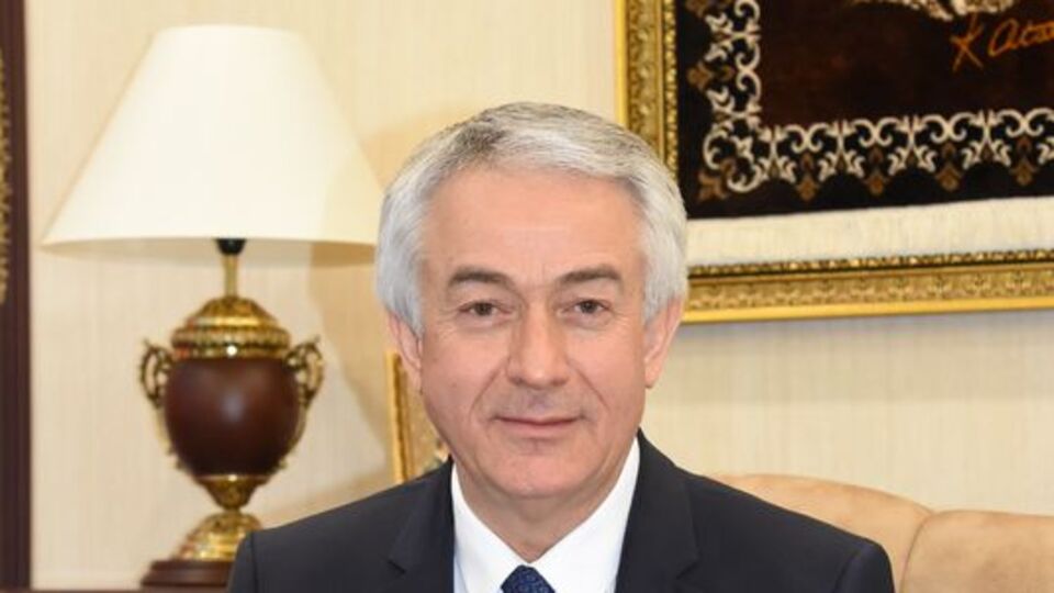 Şükrü Başdeğirmen kimdir?