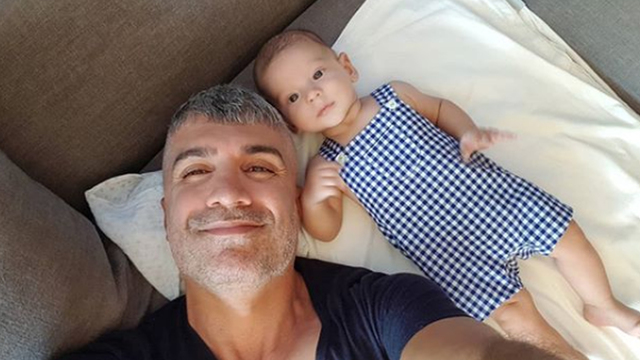 Özcan Deniz oğlunu ilk kez paylaştı