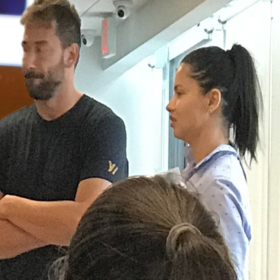 Eski eşiyle bir arada