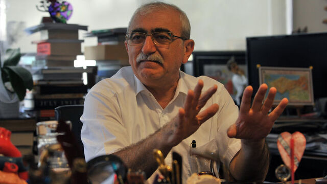 Prof. Dr. Bingür Sönmez, kalp krizinin o belirtilerine karşı uyardı!