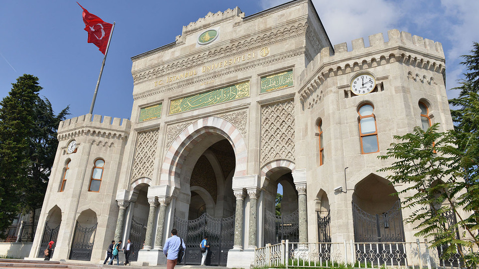 8 üniversiteye yeni fakülte ve yüksekokul