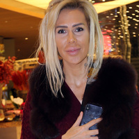 Dostlarıyla bir araya geldi