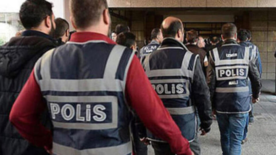 İzmir'de 'ankesör' operasyonu: 62 gözaltı!