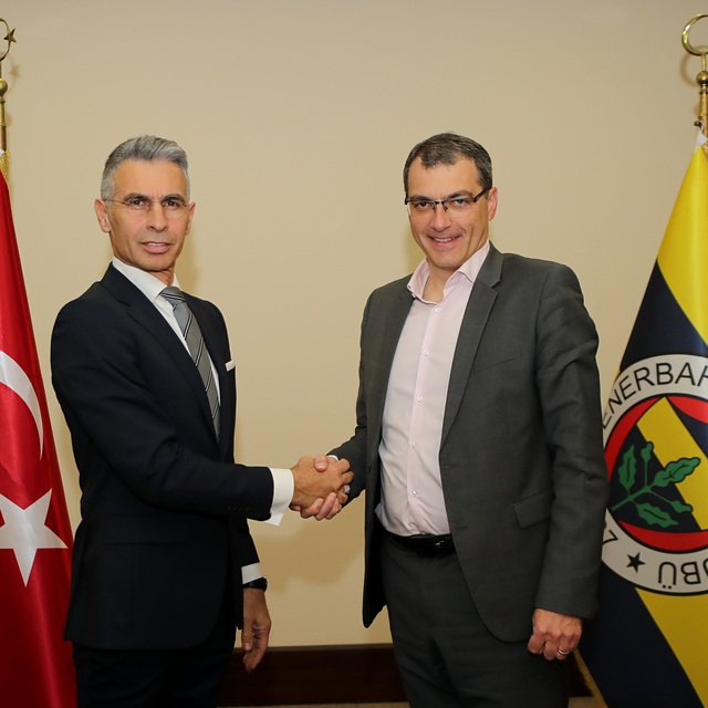 Fenerbahçe'nin yeni kaleci antrenörü Alper Boğuşlu