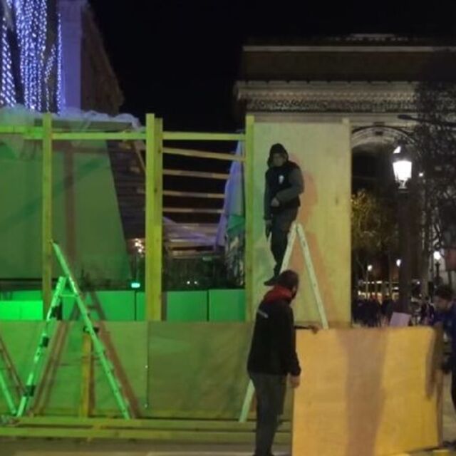 Paris'te kepenkler kapandı!