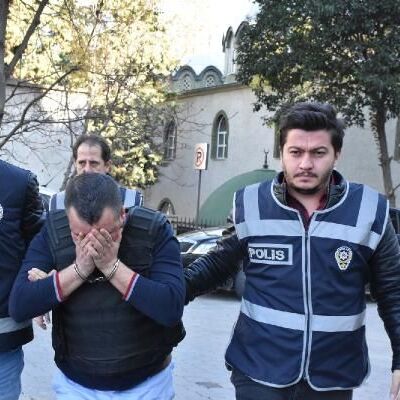 Kızının elini tuttu, ölüme böyle gitti