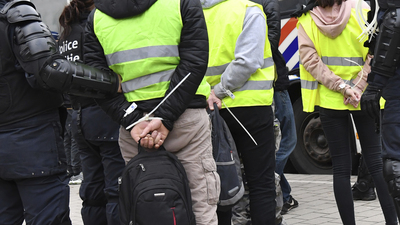 Avrupa'da domino etkisi: 3 ülkede protestolar!