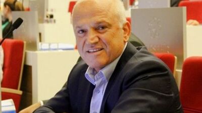 Ataşehir Belediye Başkanı'na hapis cezası