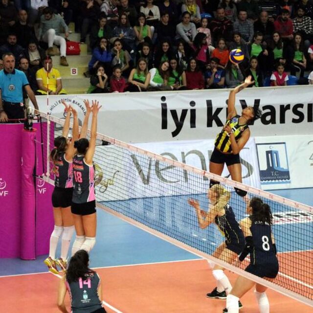 Fenerbahçe set vermedi