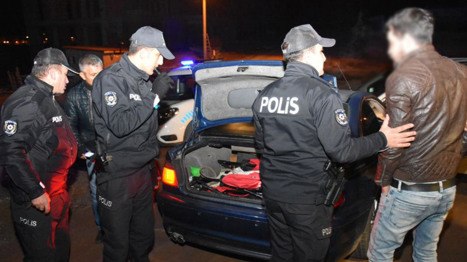 Drift atarak kaçtı, yakalanmaktan kurtulamadı