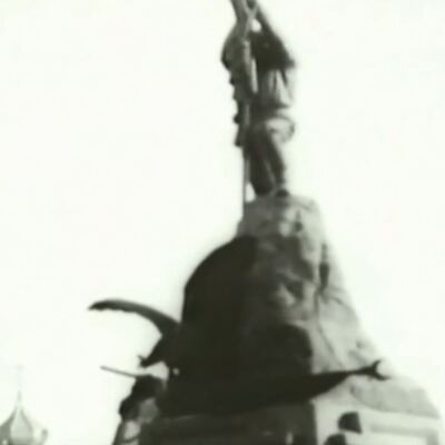 93 Harbi'nde Rusların Kars'a diktiği o heykel ortaya çıktı!