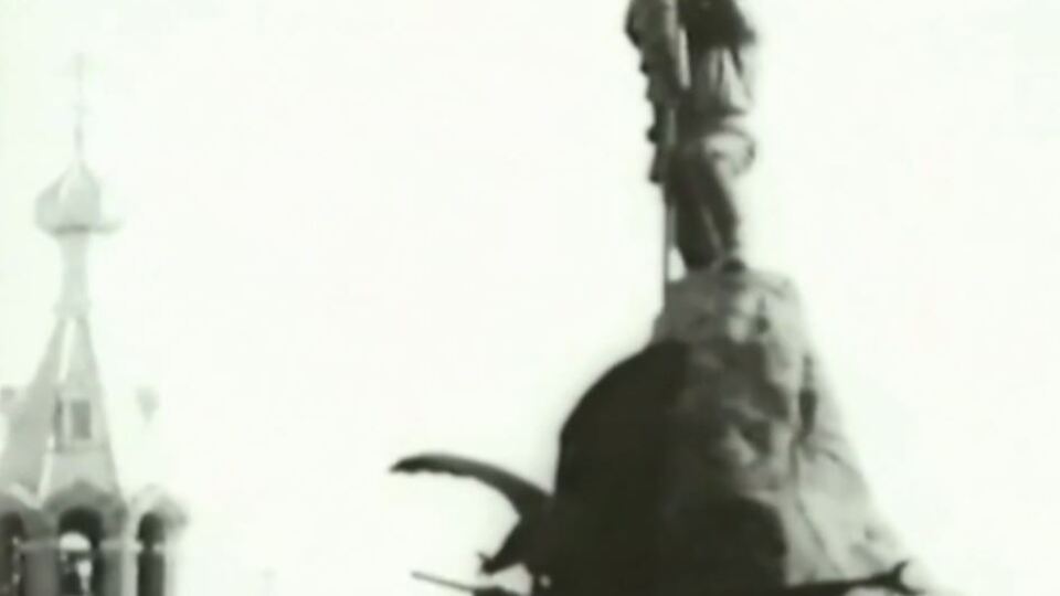 93 Harbi'nde Rusların Kars'a diktiği o heykel ortaya çıktı!