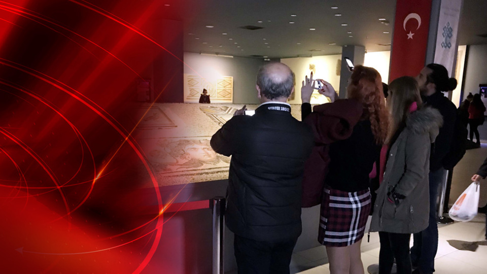 Görmek için oraya akın ettiler