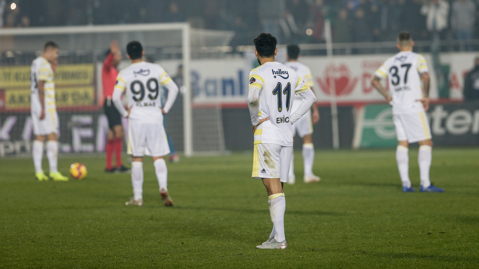 Fenerbahçe küme düşme hattında
